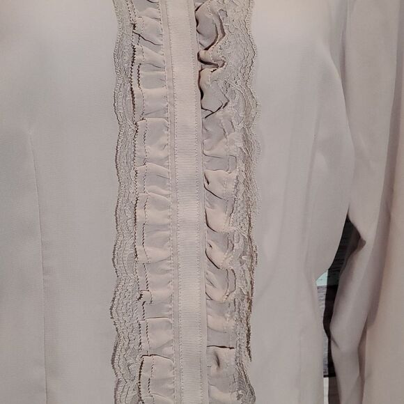 Pamela Dennis Private Group Neutral Color Ruffle Front Career Blouse Sz L 823 - Picture 4 of 9
